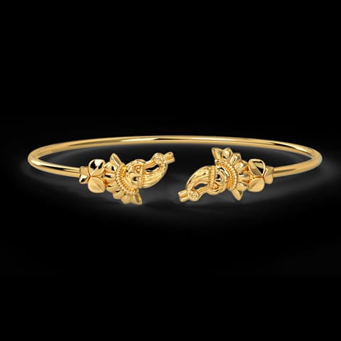 Triya Oval Gold Bracelet