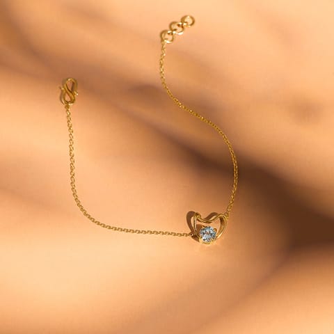 Subtle Blue 9KT Gemstone Chain Bracelet Subtle Blue 9KT Gemstone Chain Bracelet